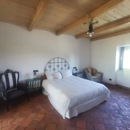 فيلة Domus Nirale *